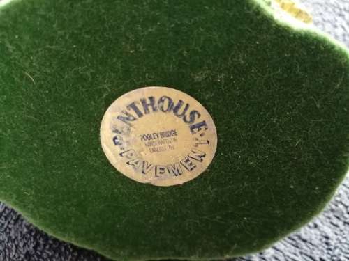 Highly collectable Penthouse Pavement Handcrafted cottage from 1990