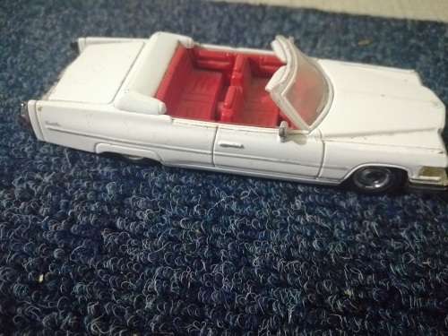 Newray - 1976 Cadillac Coupe De Ville Convertable