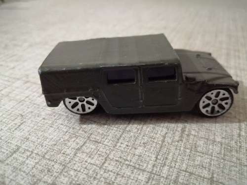 Maisto Humvee