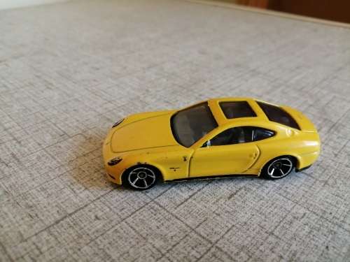Mattel Hotwheels Ferrari 612 Scaglietti