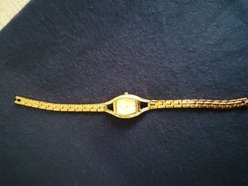 Hallmark ladies watch, working please see pictures for information