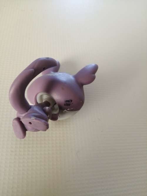Littlest Pet Shop Bree Nibbleson Chinchilla