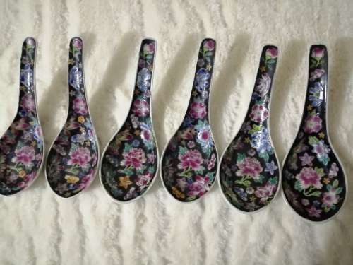 6 x Vintage black floral Mille Fleur Chinese soup spoons