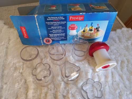 Vintage Prestige sandwich cutters