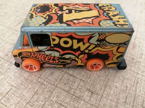 Hot Wheels Combat Medic