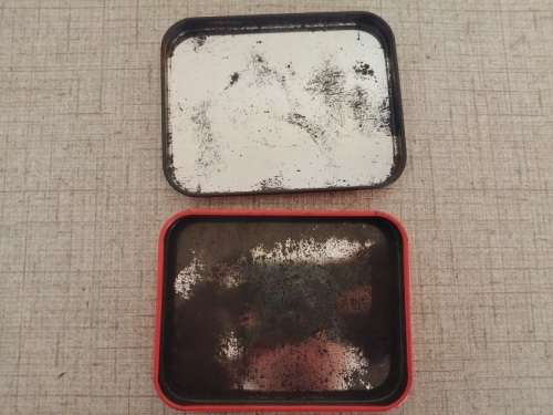 Elastoplast tin