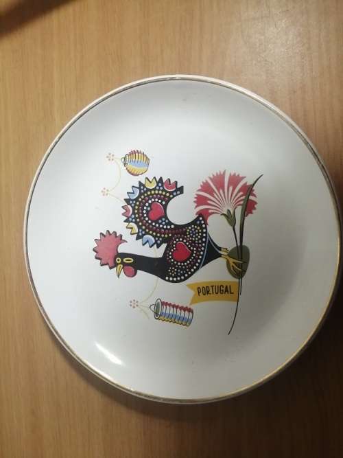 Lovely wall plate for the kitchen