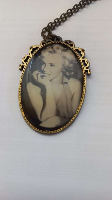 Lovely Pendant