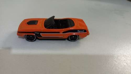 Hotwheels ,70 Plymouth Barracuda