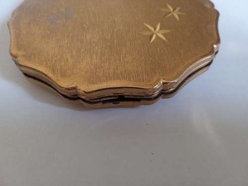 Stratton Powder compact