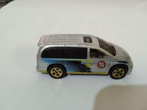 Hot Wheels 1997 Dodge Caravan