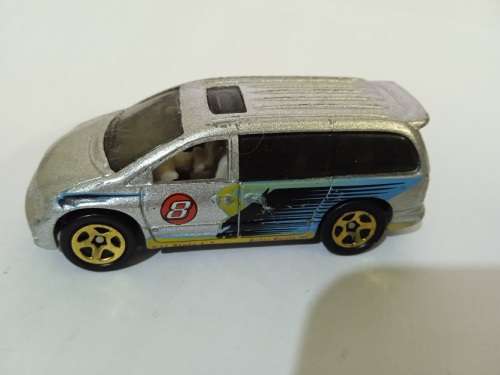 Hot Wheels 1997 Dodge Caravan