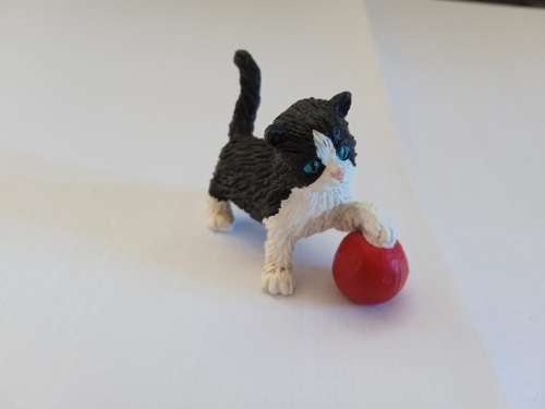 Kitten in my pocket, #1, Magnetic