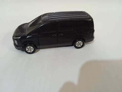 Tomica, Tomy, Mitsubishi Delica D 5