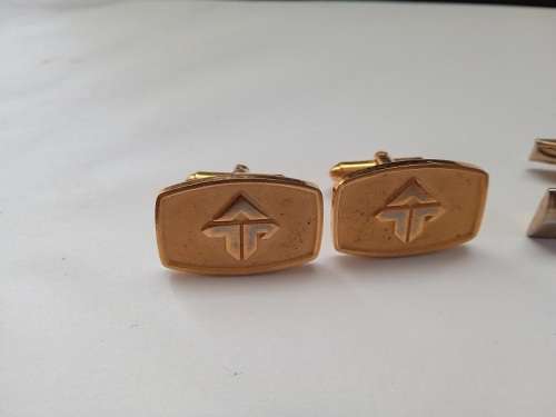 4 x sets of cuff links
