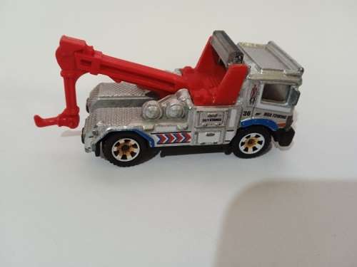 Hotwheels 2013 Urban Tow Truck