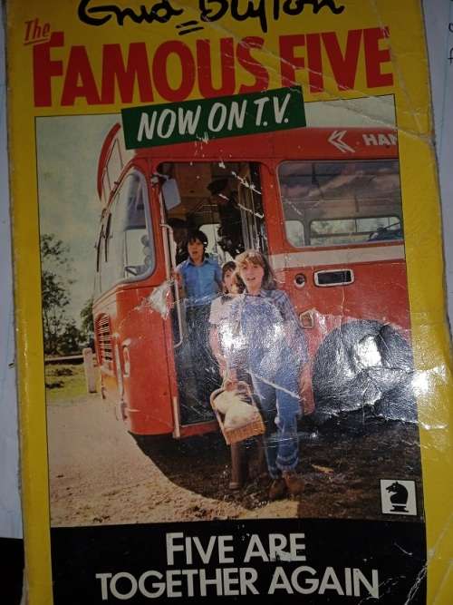 The Famous Five, 21, by Enid Blyton