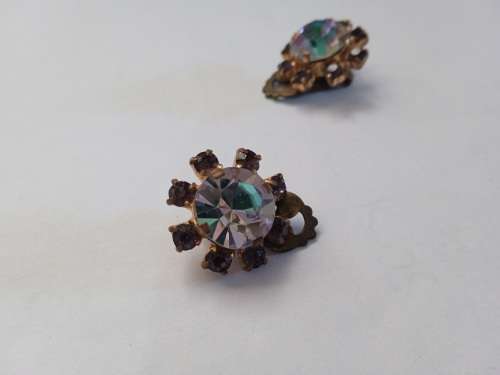 Lovely flower clipon earrings