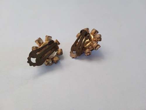 Lovely flower clipon earrings