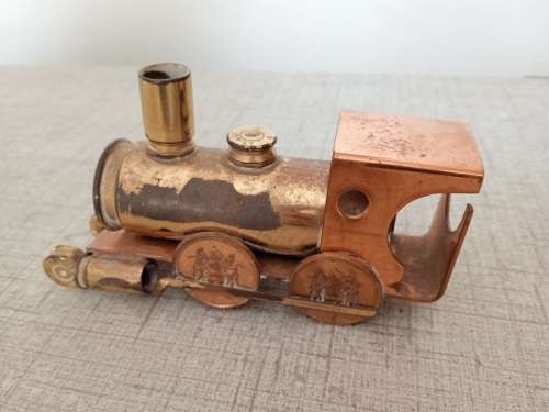 Rare Rhodesian train trench art ornament