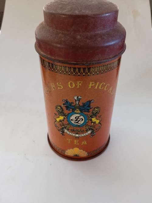 Piccadilly tea tin