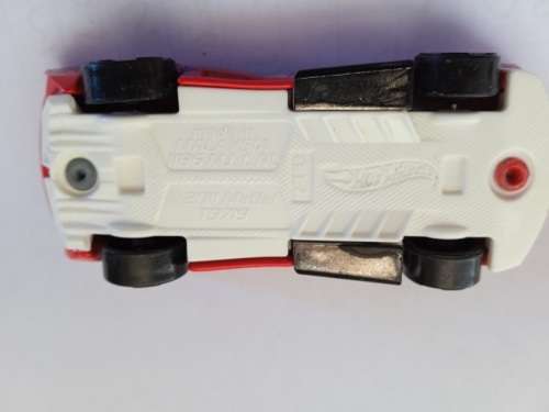 Hot Wheels T9719 Hammerhead Street Shaker