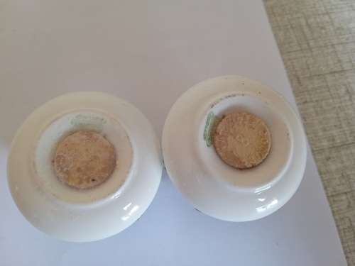 Aynsley salt and pepper shakers