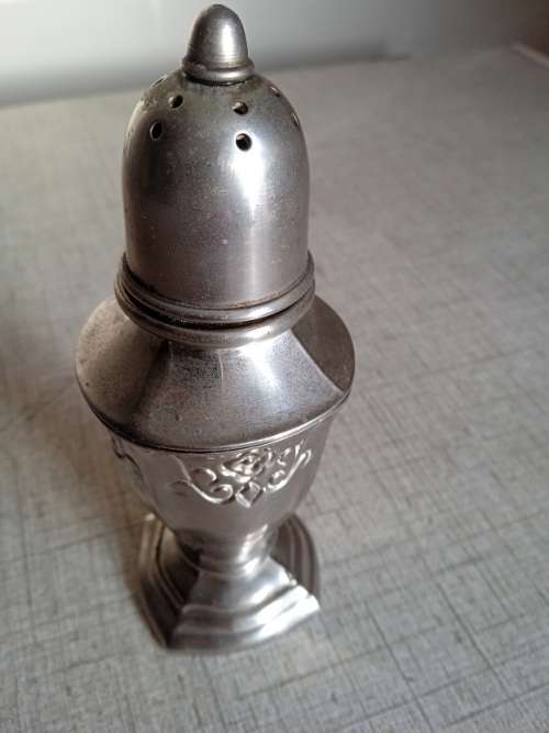 Lovely silver plated salt/spice shaker