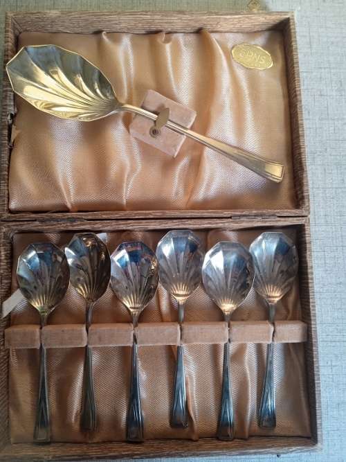 Boxed Epns dessert set
