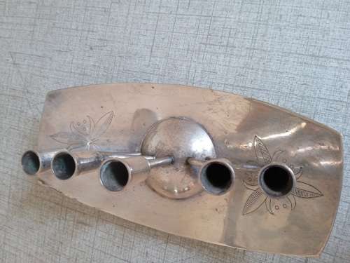 Silver plated candle holder for thin candles