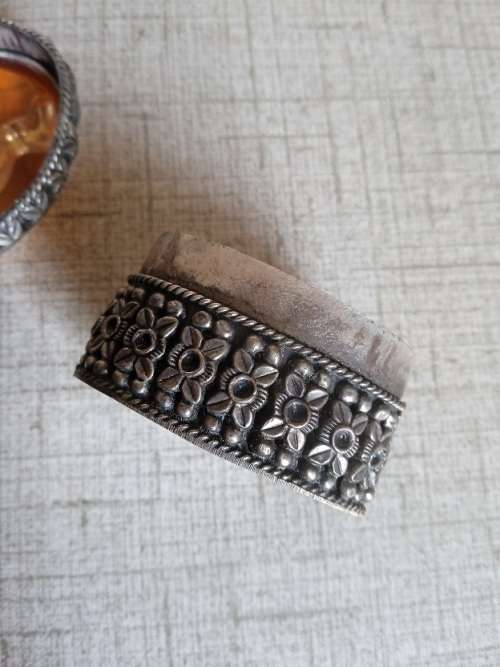 Stunning Trinket holder