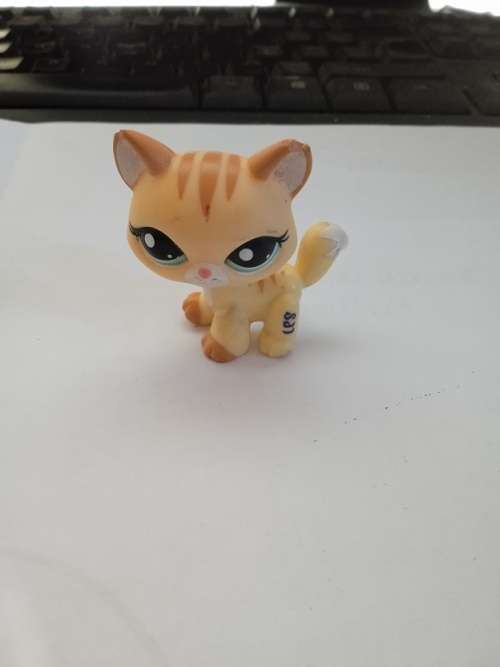 Littlest Pet Shop cat