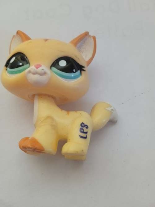 Littlest Pet Shop cat