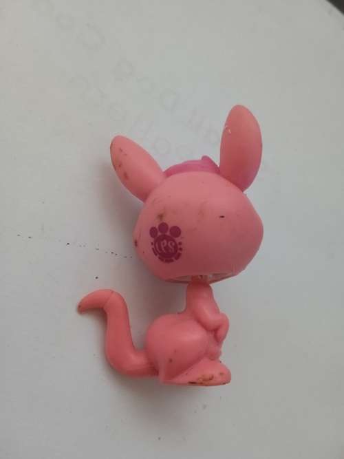 Littlest Pet Shop Lola Hopalong kangeroo