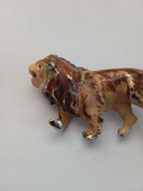 Lovely Lion Brooch