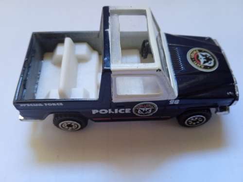 Realtoy Mercedes G-Wagon 1/57
