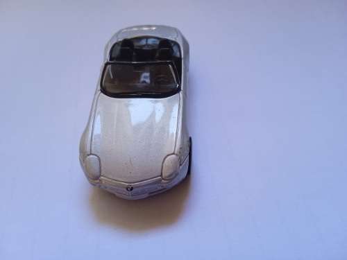 Maisto BMW Z8