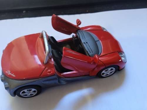 New Ray 1999 Renault sport spider 1/32