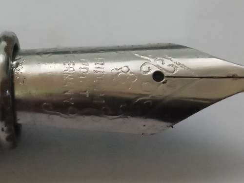 Fountain pen