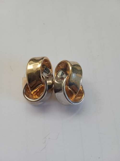 Clipon earrings