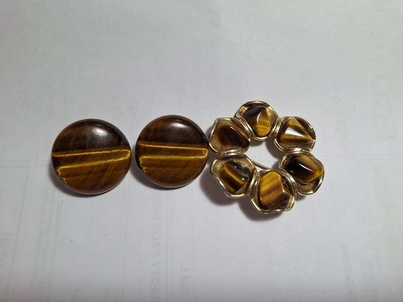 Tiger eye brooch and earrings