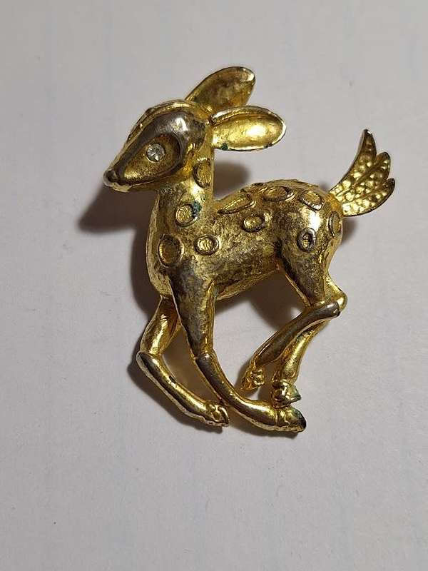 Stunning Bambi brooch