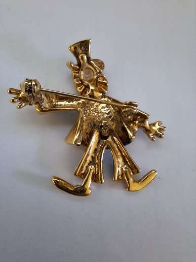 Vintage Clown brooch, movable legs