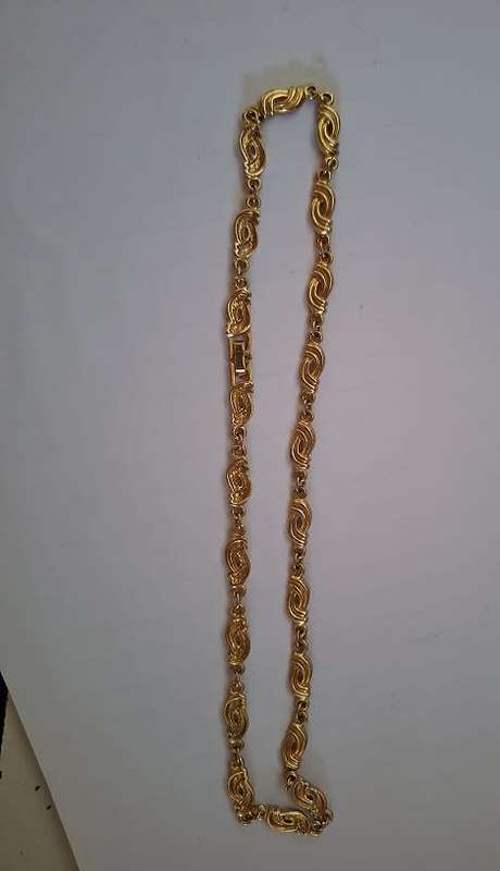 Pretty necklace