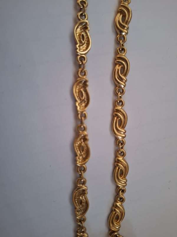 Pretty necklace