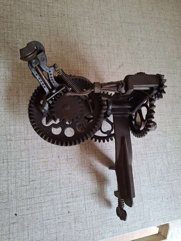 Antique Peach/apple peeler late 1800s