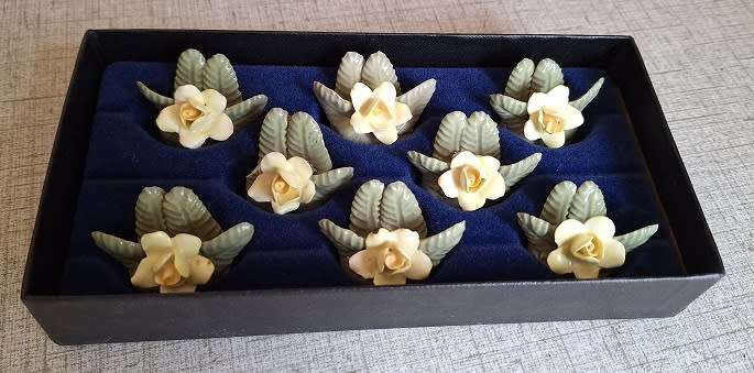 Stunning place name holders