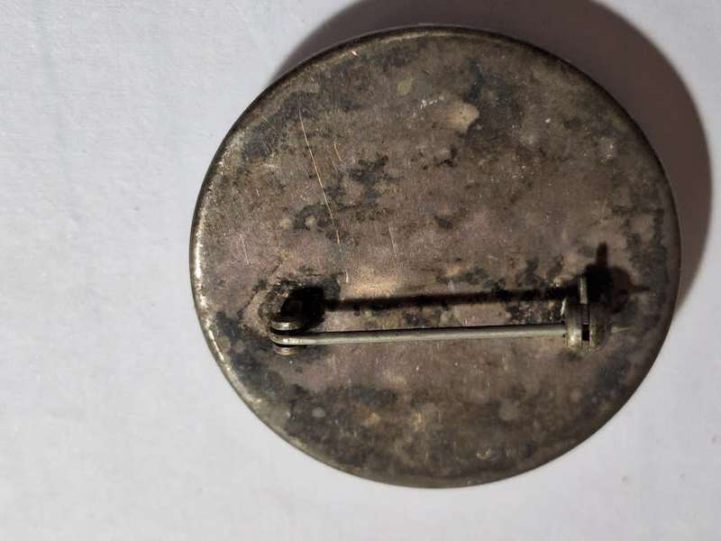 Stunning brooch