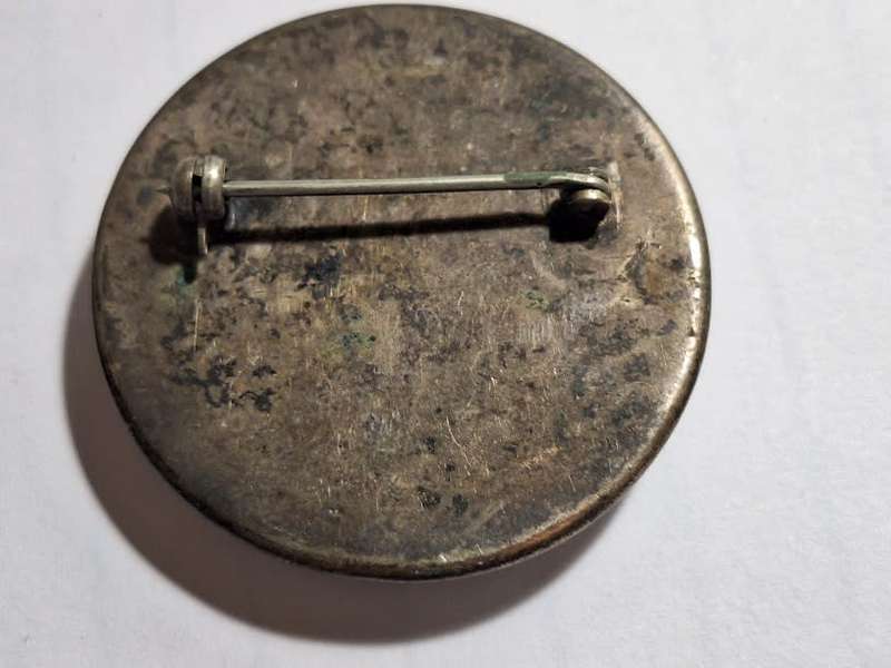 Stunning brooch