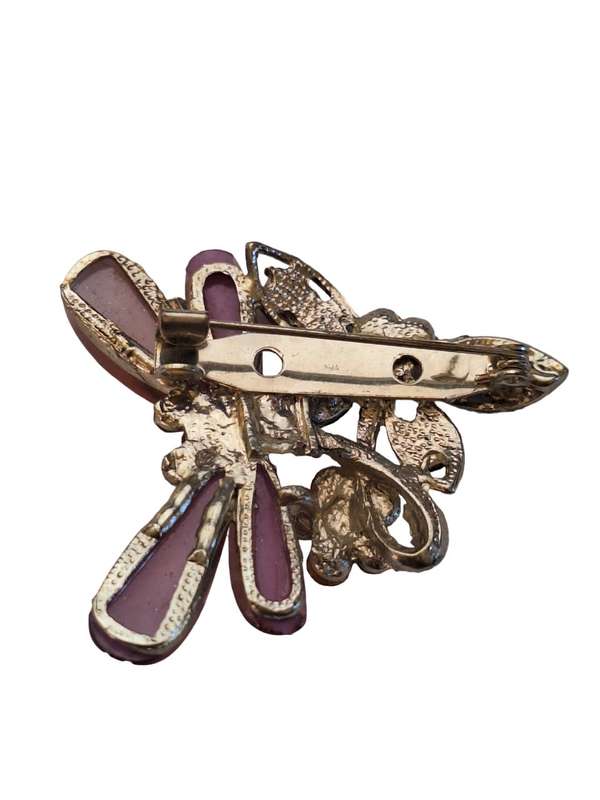Very pretty brooch